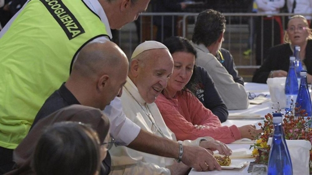 Messaggio del Santo Padre Francesco per la Giornata Mondiale dei Poveri